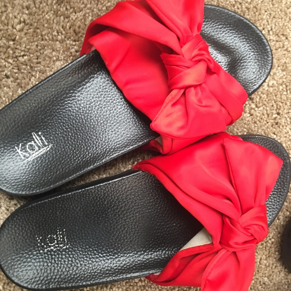 Red Bow Slippers